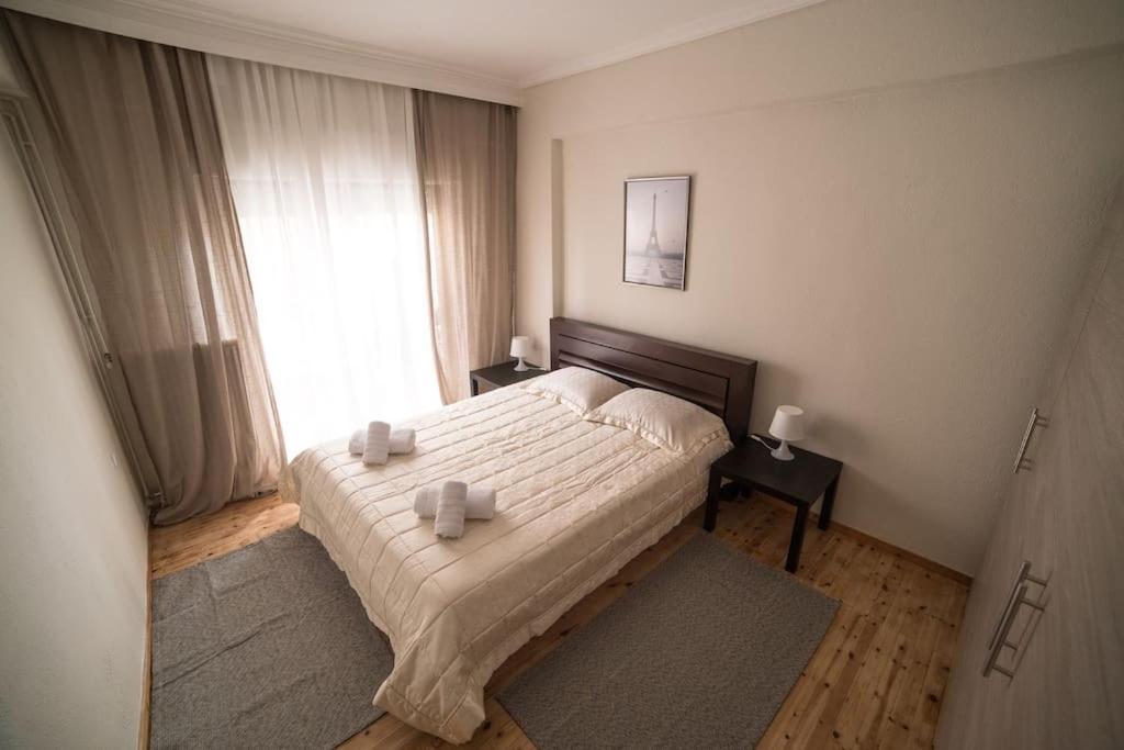 Markopoulosapartments 尼亚·蒙达尼亚 外观 照片
