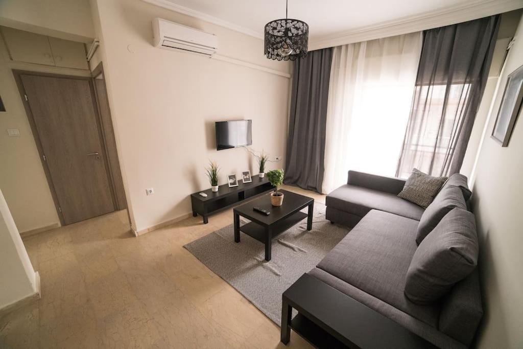 Markopoulosapartments 尼亚·蒙达尼亚 外观 照片