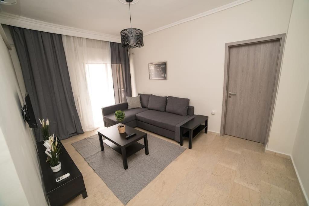 Markopoulosapartments 尼亚·蒙达尼亚 外观 照片