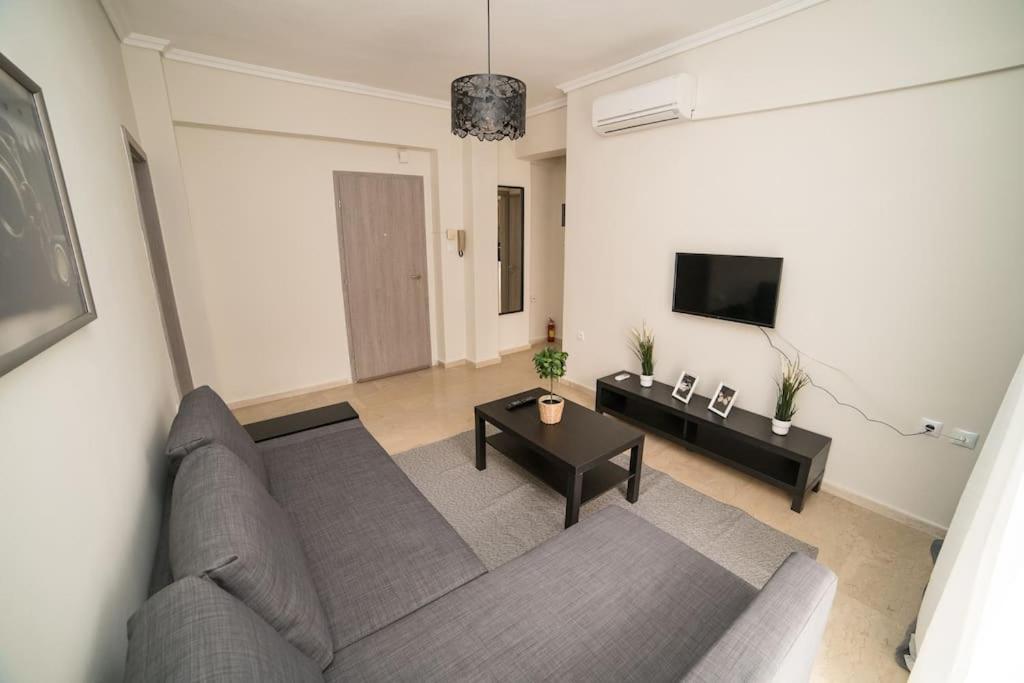 Markopoulosapartments 尼亚·蒙达尼亚 外观 照片