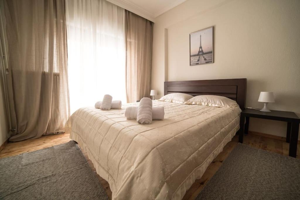 Markopoulosapartments 尼亚·蒙达尼亚 外观 照片
