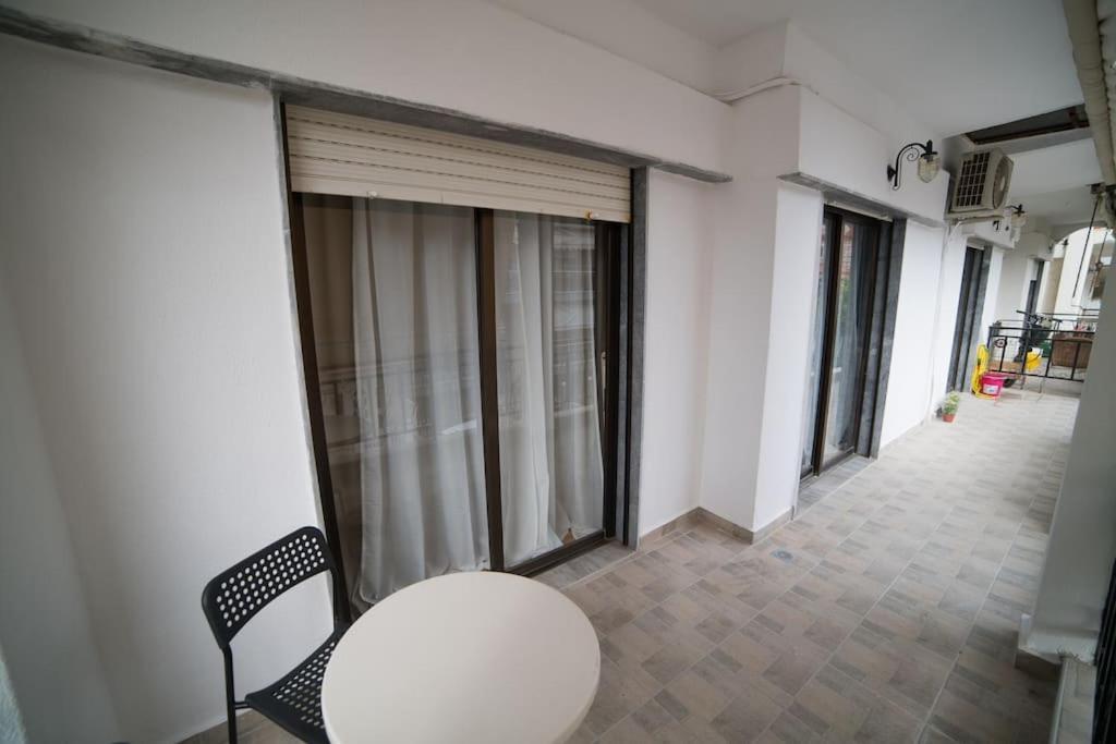 Markopoulosapartments 尼亚·蒙达尼亚 外观 照片