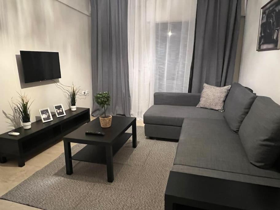 Markopoulosapartments 尼亚·蒙达尼亚 外观 照片